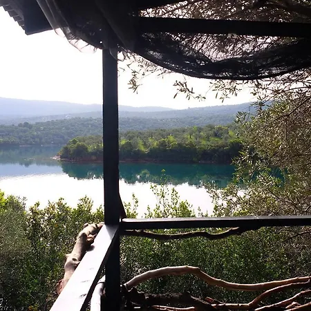 Magical Treehouse By The Sea With Amazing Views