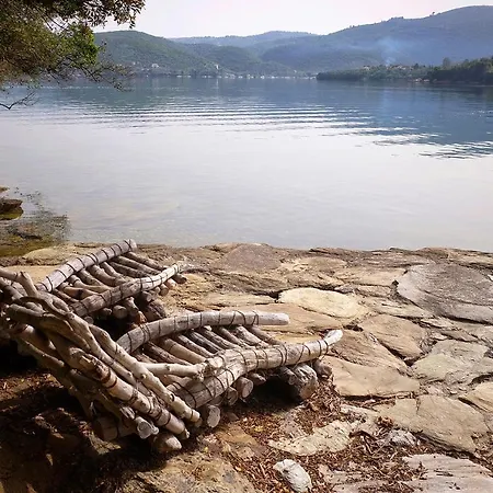 Magical Treehouse By The Sea With Amazing Views Koukouleika