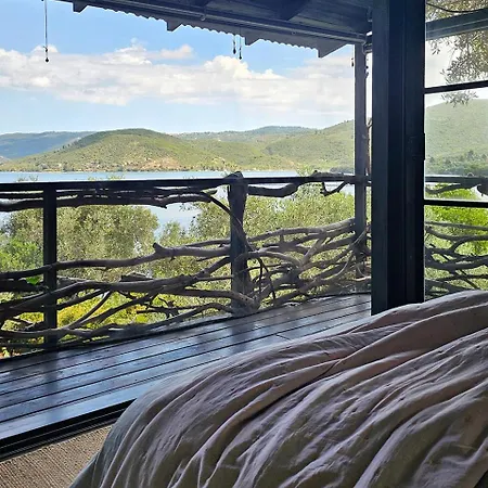 Magical Treehouse By The Sea With Amazing Views Casa de hóspedes Koukouleika