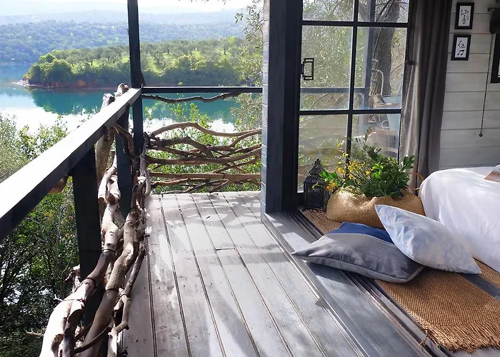 Magical Treehouse By The Sea With Amazing Views Pensiune Koukouleika