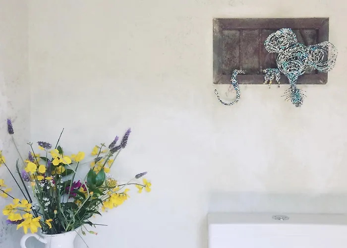 Magical Treehouse By The Sea With Amazing Views Pensiune